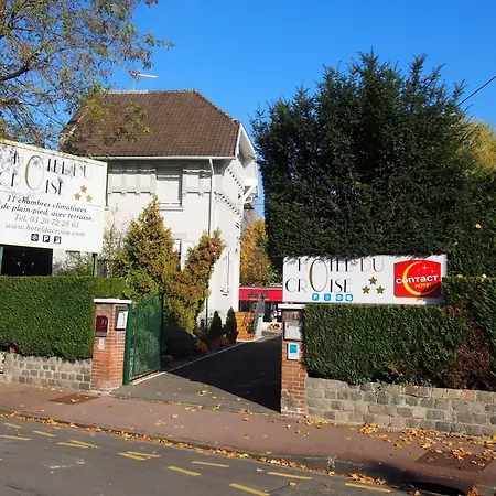 Hotell Du Croise Marcq-en-Baroeul