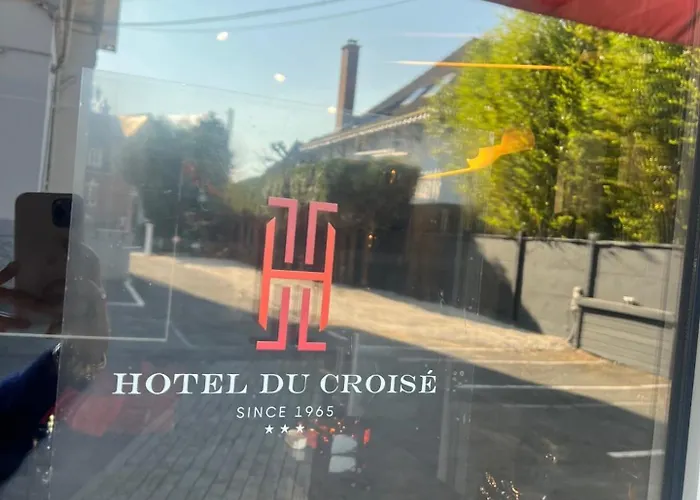 Du Croisé Hotel 3*